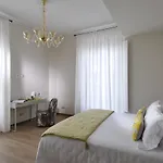 Canto Degli Aranci Bed and Breakfast 4*