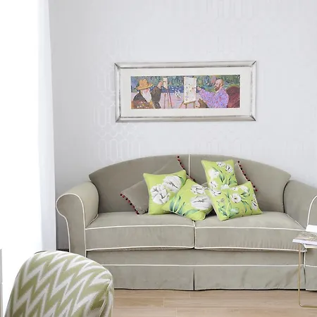 Canto Degli Aranci 4*